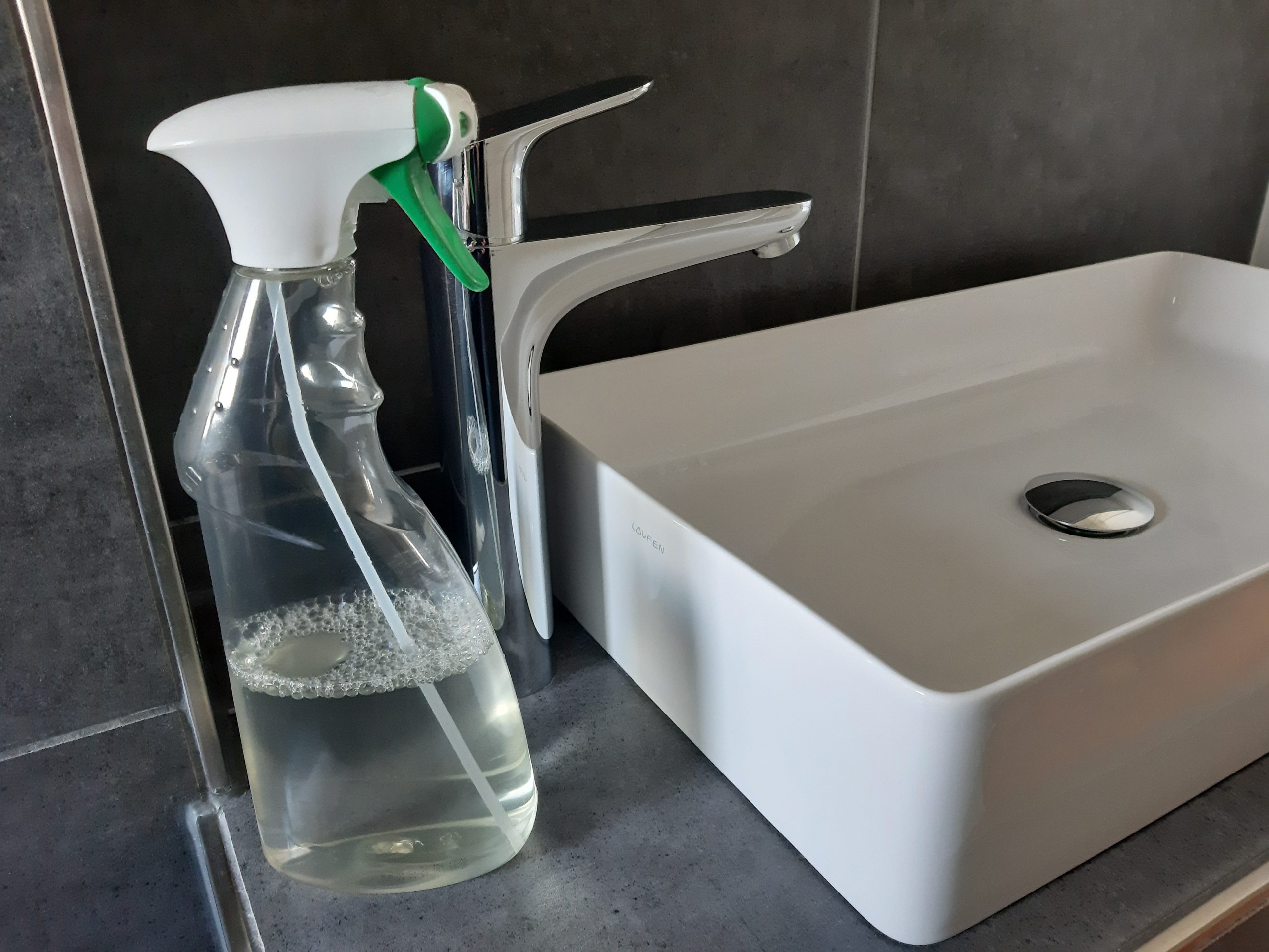 DIY-Badreiniger – gut für die Umwelt und den Geldbeutel