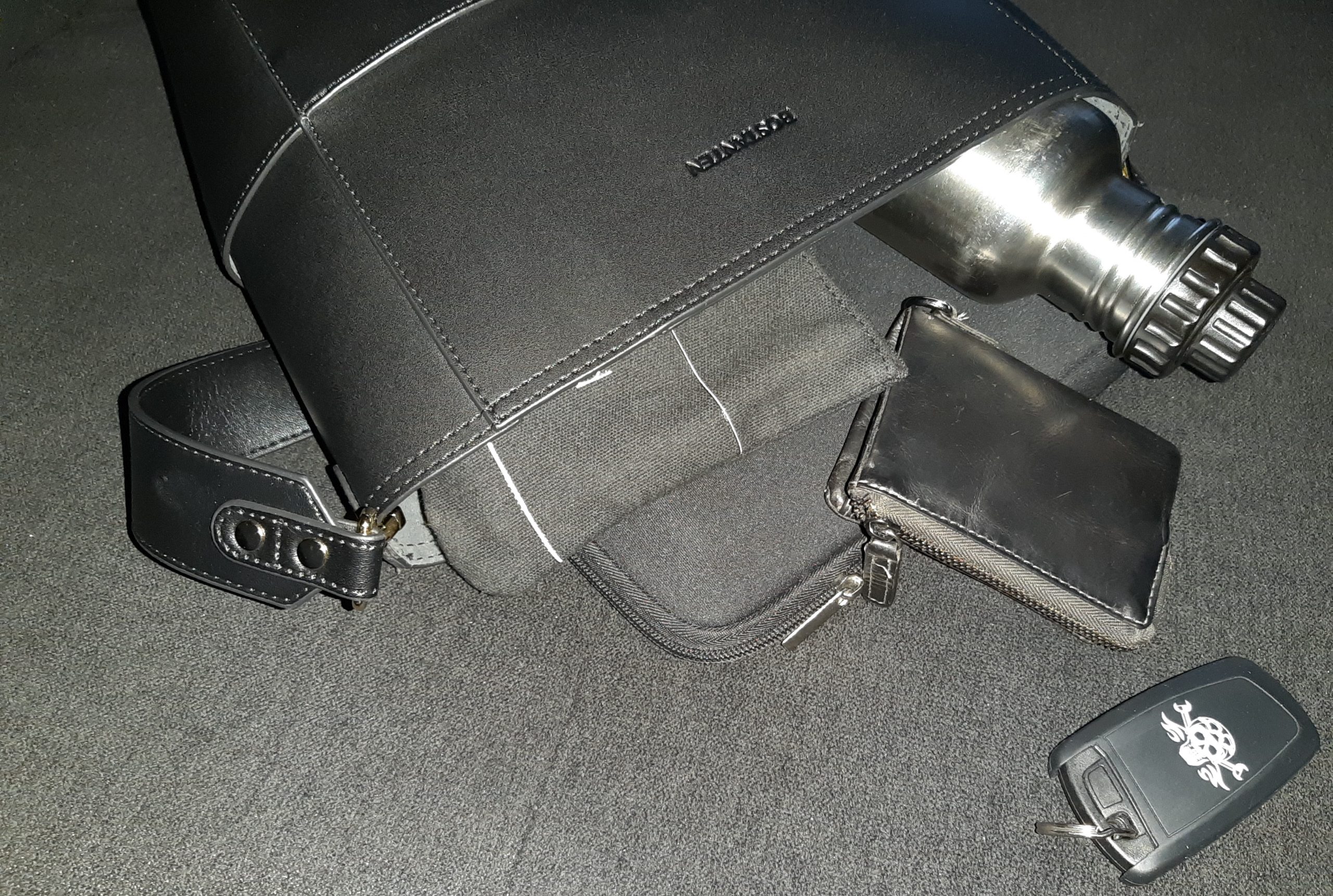Mysterium Handtasche